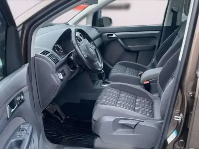 Usata VW Touran Cross 150 CV (110 kW) 2012 Marrone Monovolume
