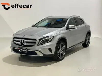 Usata Mercedes GLA220 Premium 177 CV (130 kW) 2017 Grigio SUV