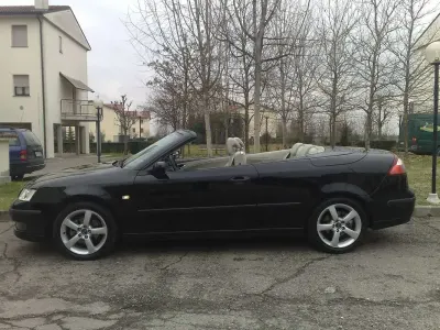 Usata Saab 9-3 Cabriolet Vector 204 CV (150 kW) 2006 Nero Cabrio