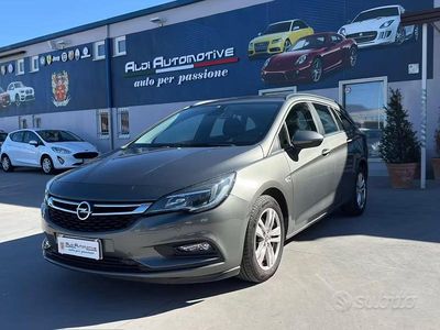 Usata Opel Astra Innovation 136 CV (100 kW) 2017 Marrone Station wagon