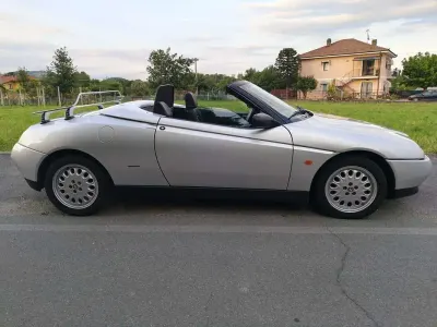 Usata Alfa Romeo Spider 150 CV (110 kW) 1996 Cabrio