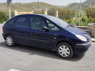 Usata Citroën Xsara Picasso 90 CV (66 kW) 2003 Blu Monovolume
