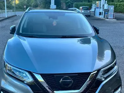 Usata Nissan Qashqai 110 CV (80 kW) 2017 Grigio SUV