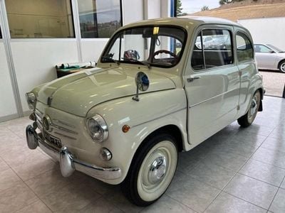 Usata Fiat 600 La Prima 31 CV (22 kW) 1961 Bianco Berlina