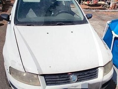 Usata Fiat Stilo 120 CV (88 kW) 2006 Bianco Berlina