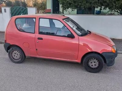 Usata Fiat 600 39 CV (28 kW) 1999 Berlina