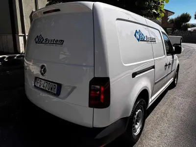 Usata VW Caddy 102 CV (75 kW) 2019 Bianco Monovolume