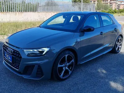 Usata Audi A1 Sportback S-Line 95 CV (69 kW) 2023 Grigio Utilitaria