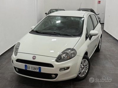 Usata Fiat Punto Evo 69 CV (50 kW) 2012 Bianco Utilitaria