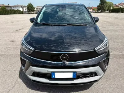 Usata Opel Crossland Ultimate 110 CV (80 kW) 2023 Nero SUV