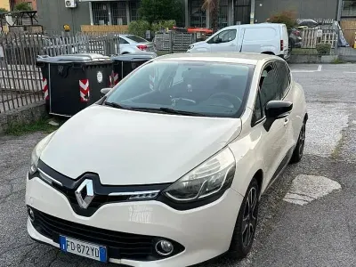 Usata Renault Clio IV 90 CV (66 kW) 2016 Bianco Berlina