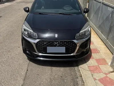 Usata DS Automobiles DS3 Sport Chic 120 CV (88 kW) 2016 Nero Utilitaria