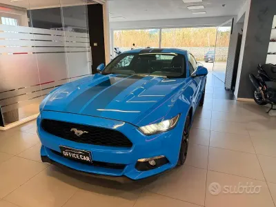 Usata Ford Mustang Fastback 317 CV (233 kW) 2018 Blu Coupé