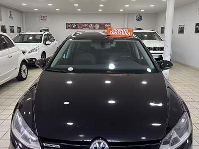 Usata VW Golf VII 110 CV (80 kW) 2015 Nero Station wagon