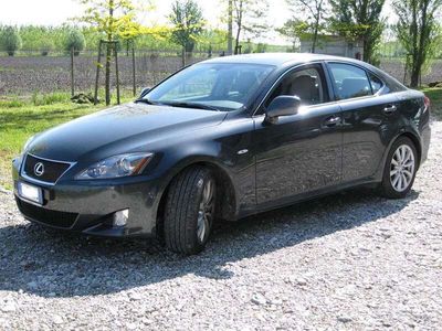 usata Lexus IS250 2.500 V6 Auto Luxury Edition