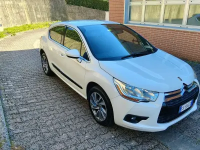 Usata Citroën DS4 Chic 114 CV (83 kW) 2014 Utilitaria
