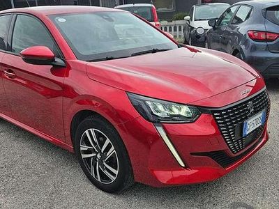 Usata Peugeot 208 Allure 75 CV (55 kW) 2021 Rosso Utilitaria