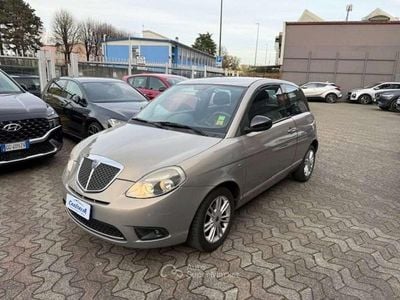 Usata Lancia Ypsilon Platinum 69 CV (50 kW) 2012 Antracite Utilitaria