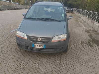 Usata Fiat Idea 2004 Grigio Monovolume