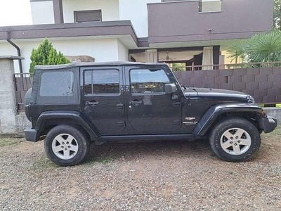 Usata Jeep Wrangler Unlimited Sahara 177 CV (130 kW) 2007 SUV