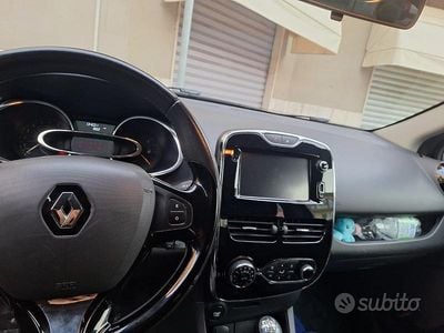 Second-hand Renault Clio IV 48 CP (35 kW) 2014 Negru Berlinǎ