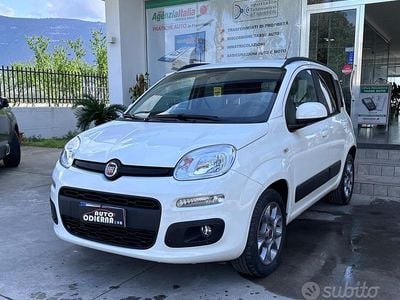 Usata Fiat Panda Lounge 69 CV (50 kW) 2019 Bianco Utilitaria