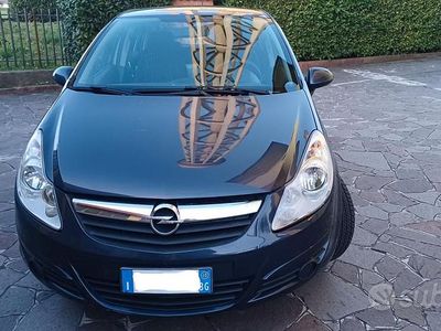 Usata Opel Corsa 80 CV (58 kW) 2010 Blu Utilitaria