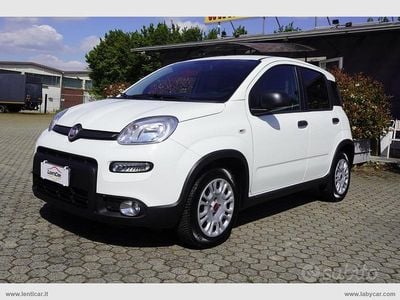Begagnad Fiat Panda Pop 70 HK (51 kW) 2023 Vit Halvkombi