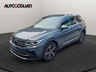 Usata VW Tiguan Elegance 150 CV (110 kW) 2023 Grigio SUV