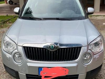 Usata Skoda Yeti 110 CV (80 kW) 2010 Grigio SUV
