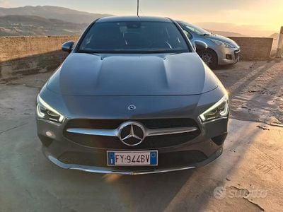 Begagnad Mercedes CLA200 Premium 150 HK (110 kW) 2020 Grå Kombi