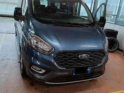 Usata Ford Tourneo Active 170 CV (125 kW) 2023 Blu Monovolume