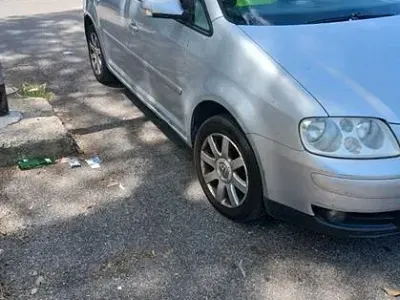 Käytetty VW Touran