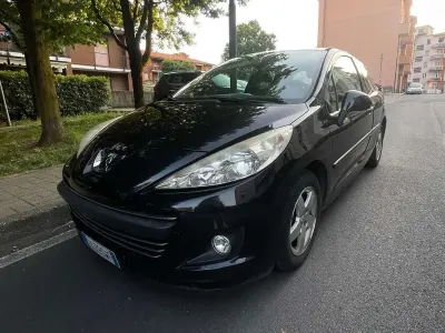 Usata Peugeot 207 95 CV (69 kW) 2009 Berlina