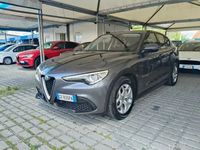 Second-hand Alfa Romeo Stelvio Business 160 CP (117 kW) 2021 Gri SUV