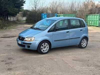 Usata Fiat Idea 75 CV (55 kW) 2004 Monovolume