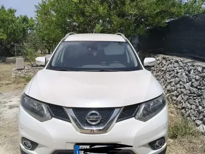 Usata Nissan X-Trail 140 CV (102 kW) 2017 SUV