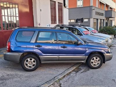 Usata Subaru Forester 125 CV (91 kW) 2004 Blu SUV