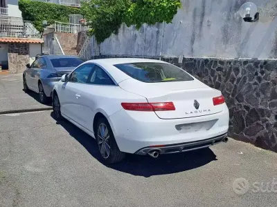 Usata Renault Laguna Coupé 205 CV (150 kW) 2015 Bianco Coupé