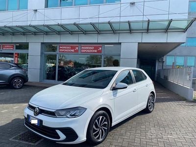 Usata VW Polo 80 CV (58 kW) 2022 Bianco Utilitaria