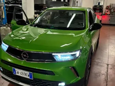 Usata Opel Mokka Elegance 110 CV (80 kW) 2022 Verde SUV