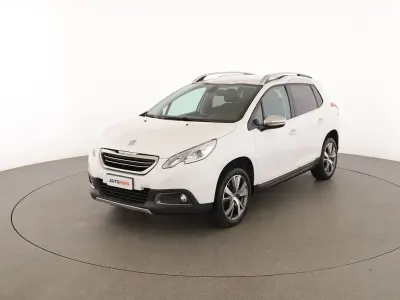 Usata Peugeot 2008 Allure 120 CV (88 kW) 2016 Bianco SUV