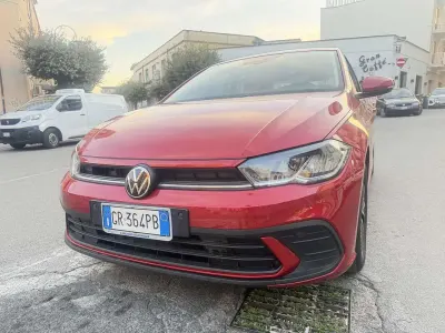 Usata VW Polo Highline 95 CV (69 kW) 2024 Rosso Utilitaria