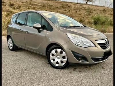 Usata Opel Meriva 75 CV (55 kW) 2014 Grigio Monovolume