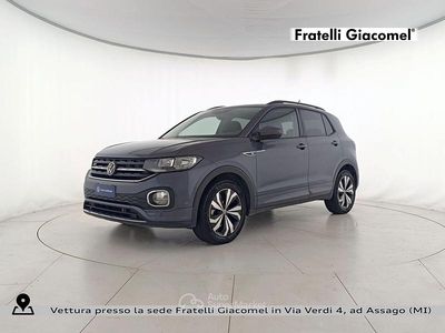 Usata VW T-Cross Sportline 110 CV (80 kW) 2022 Smoky grey metallizzato SUV