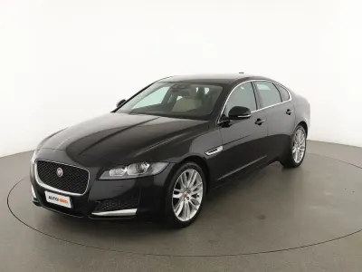Brugt Jaguar XF Prestige 180 HK (132 kW) 2019 Blå Sedan