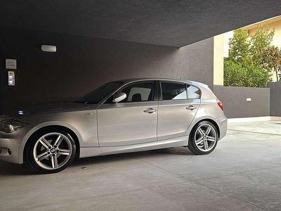 Usata BMW 118 Efficient Dynamics 122 CV (89 kW) 2006 Argento Utilitaria