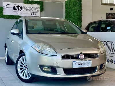 Usata Fiat Bravo 120 CV (88 kW) 2008 Giallo Utilitaria