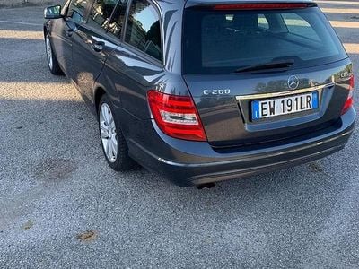 Begagnad Mercedes 200 184 HK (135 kW) 2014 Grå Kombi