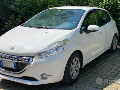 usata Peugeot 208 - 2013 147.000 km